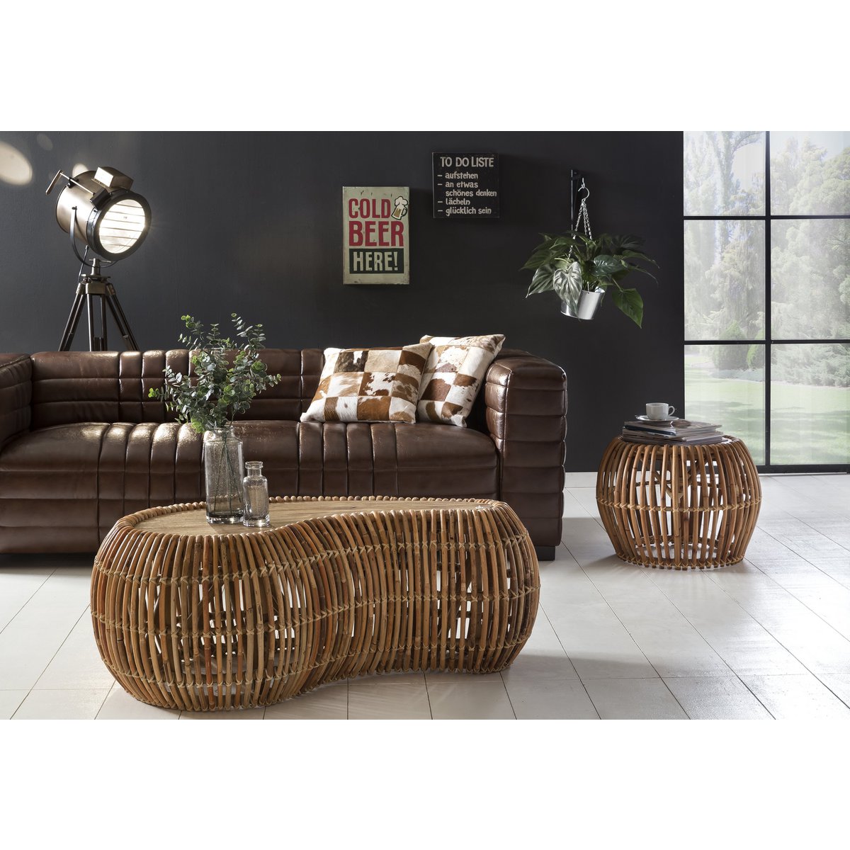 Couchtisch aus Rattan und recyceltem Teakholz